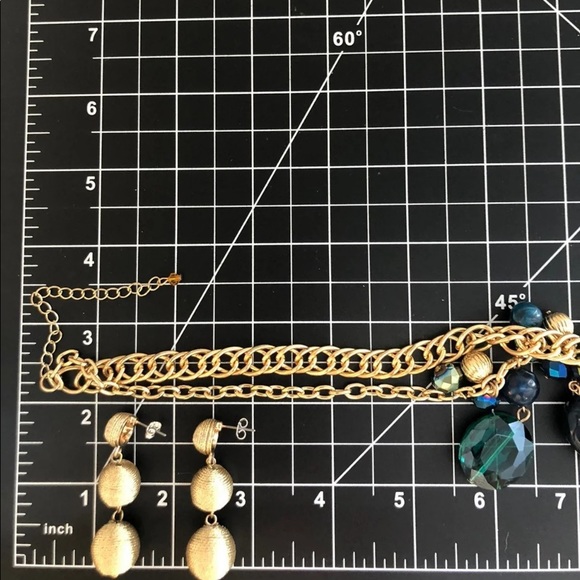 Vintage Blue Crystal Necklace & Gold Wrap Earrings 💙 - Picture 10 of 12